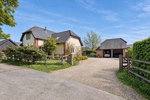 Elcombe Barn_Front- click for photo gallery